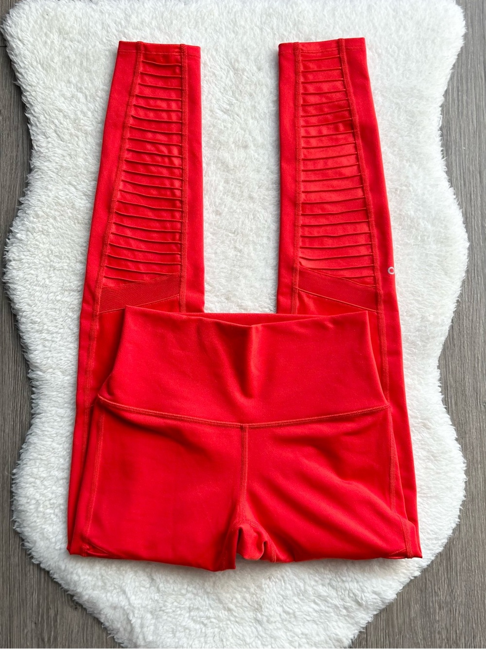 ALO Yoga Bright Red Ribbed Detail Moto Athletic Leggings